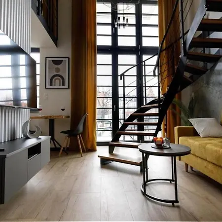 Golden - Stylish Loft - Great Location &jana Pawla33 ורוצלב