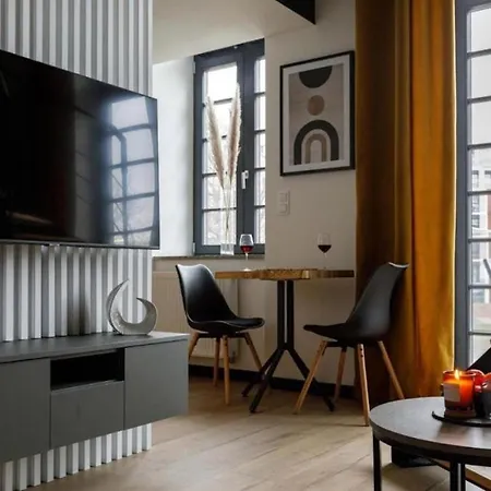 Golden - Stylish Loft - Great Location &jana Pawla33 *