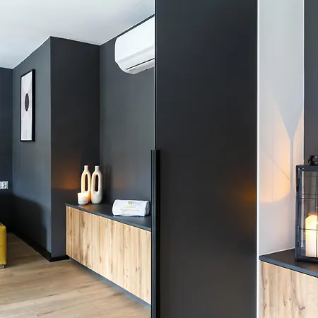 Golden - Stylish Loft - Great Location &jana Pawla33
