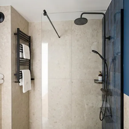 Golden - Stylish Loft - Great Location &jana Pawla33 Apartmán