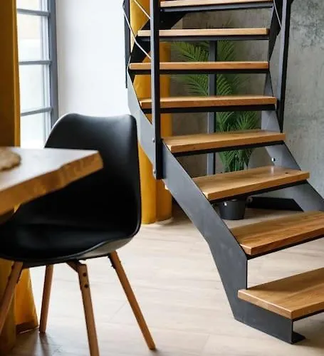 Golden - Stylish Loft - Great Location &jana Pawla33 Апартаменты