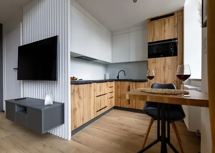 Апартаменты Golden - Stylish Loft - Great Location &jana Pawla33