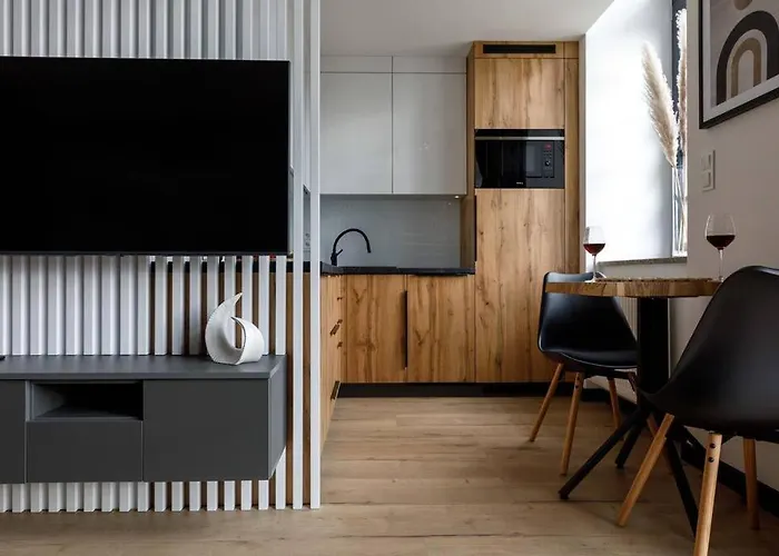 Golden - Stylish Loft - Great Location &jana Pawla33 Апартаменты *